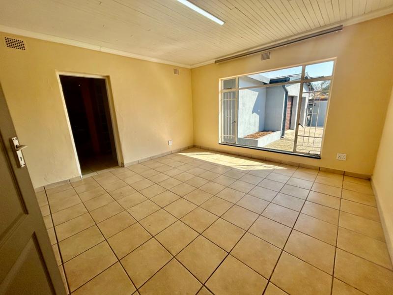 4 Bedroom Property for Sale in Vanderbijlpark SW 1 Gauteng