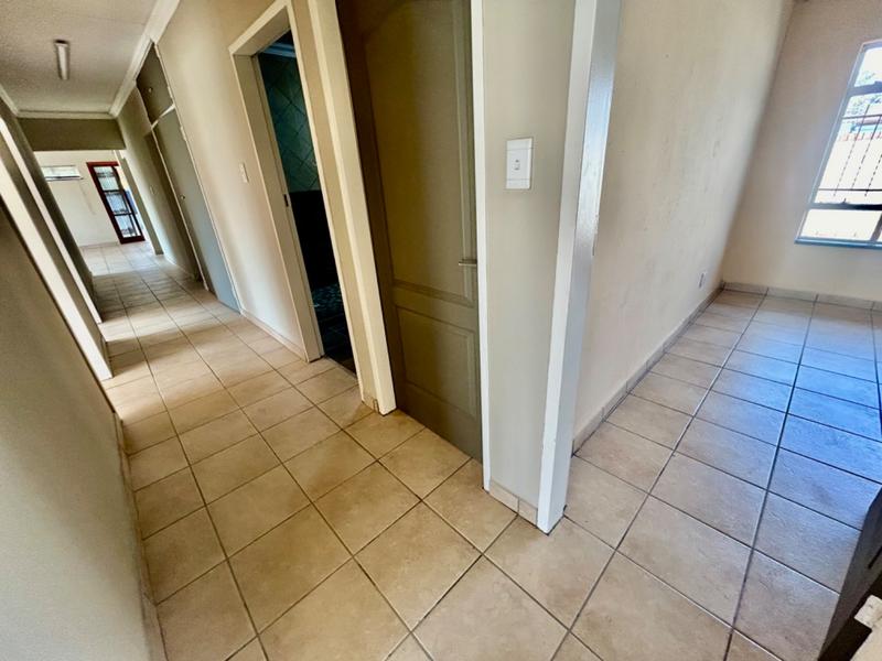 4 Bedroom Property for Sale in Vanderbijlpark SW 1 Gauteng