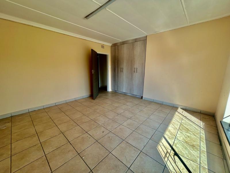 4 Bedroom Property for Sale in Vanderbijlpark SW 1 Gauteng