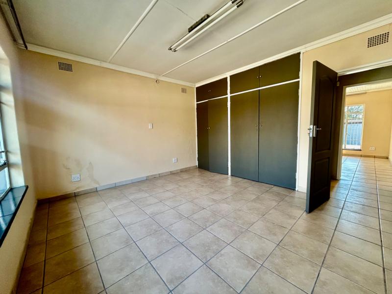 4 Bedroom Property for Sale in Vanderbijlpark SW 1 Gauteng