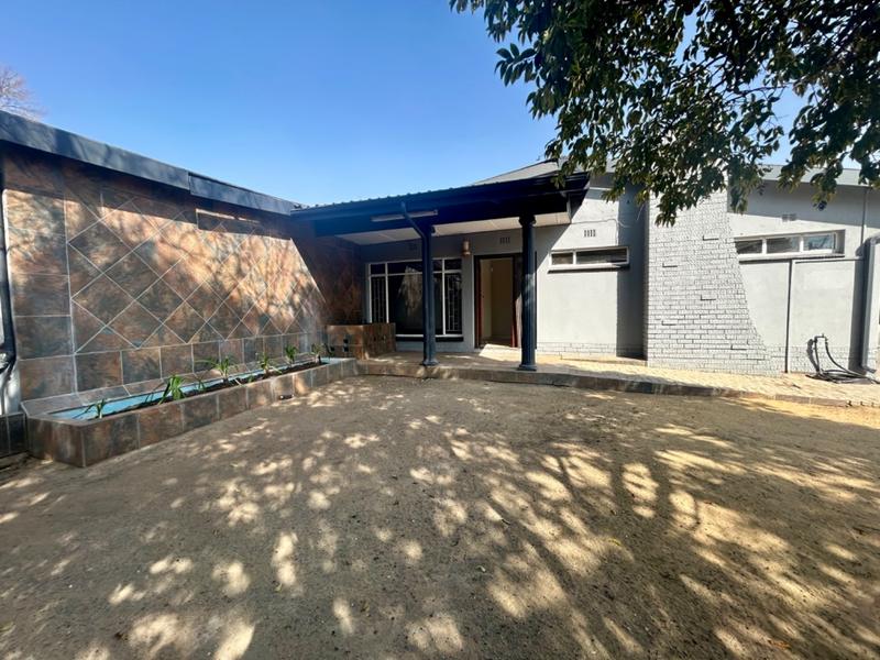 4 Bedroom Property for Sale in Vanderbijlpark SW 1 Gauteng