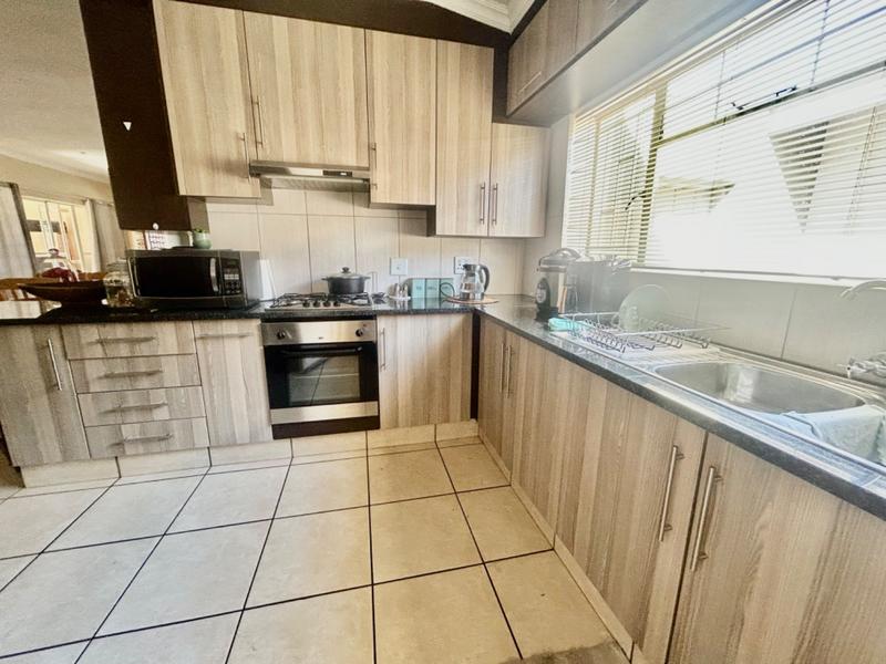 4 Bedroom Property for Sale in Vanderbijlpark SW 1 Gauteng