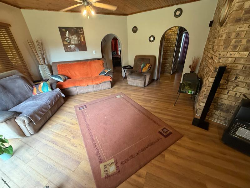 4 Bedroom Property for Sale in Vanderbijlpark Sw 2 Gauteng