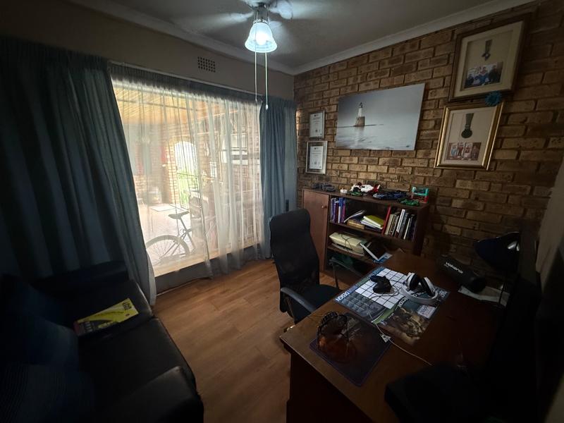 4 Bedroom Property for Sale in Vanderbijlpark Sw 2 Gauteng