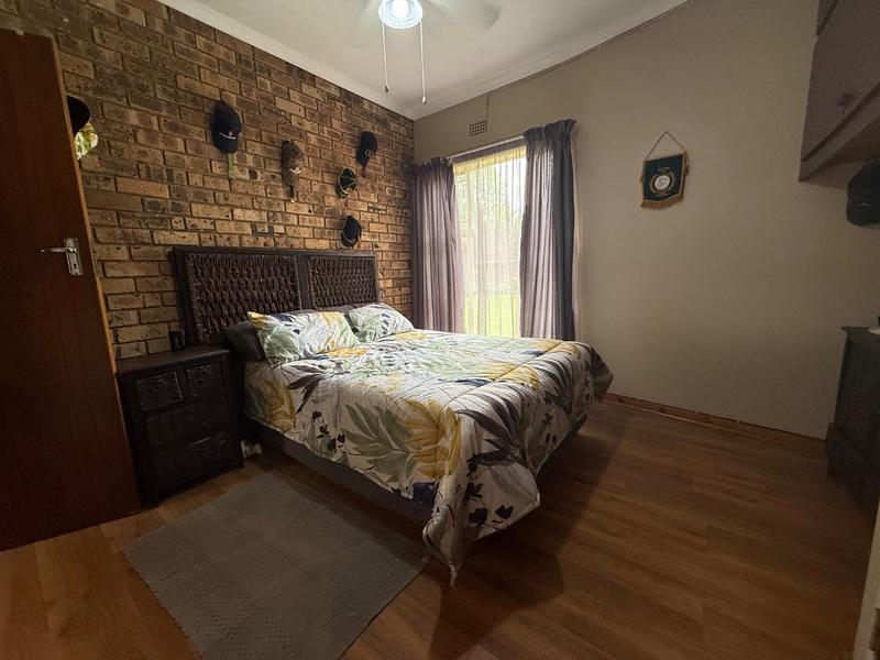 4 Bedroom Property for Sale in Vanderbijlpark Sw 2 Gauteng