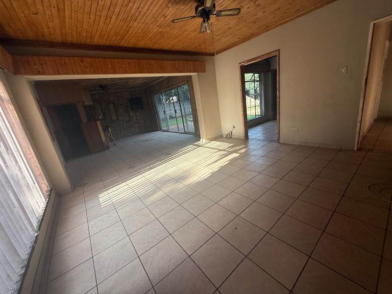 4 Bedroom Property for Sale in Vanderbijlpark Sw 2 Gauteng