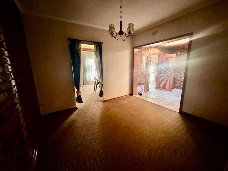 4 Bedroom Property for Sale in Vanderbijlpark Sw 2 Gauteng