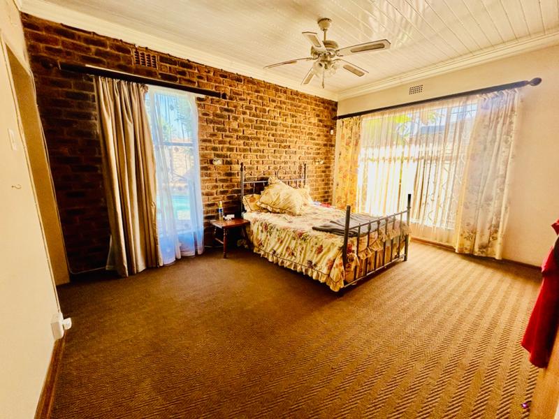4 Bedroom Property for Sale in Vanderbijlpark Sw 2 Gauteng