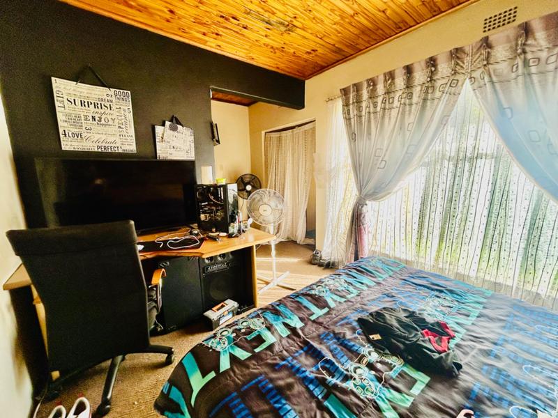 4 Bedroom Property for Sale in Vanderbijlpark Sw 2 Gauteng