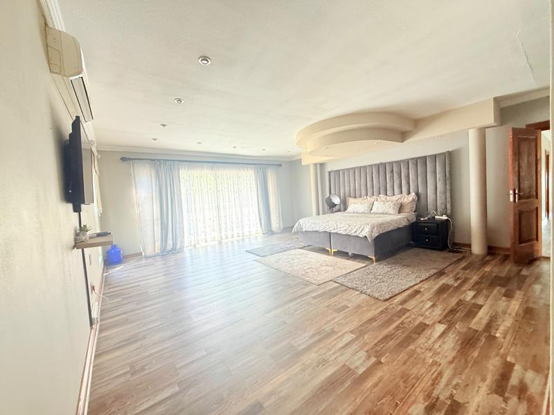 5 Bedroom Property for Sale in Vanderbijlpark SW 5 Gauteng