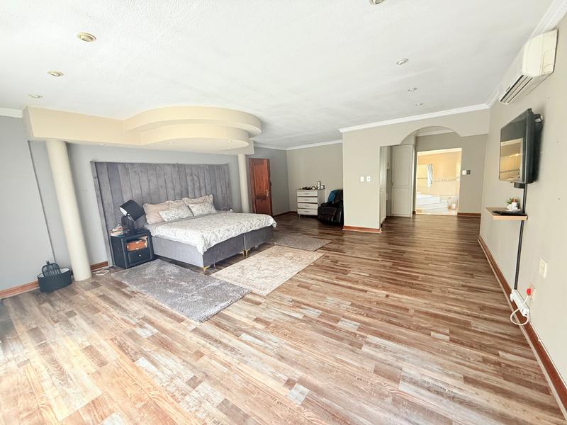 5 Bedroom Property for Sale in Vanderbijlpark SW 5 Gauteng
