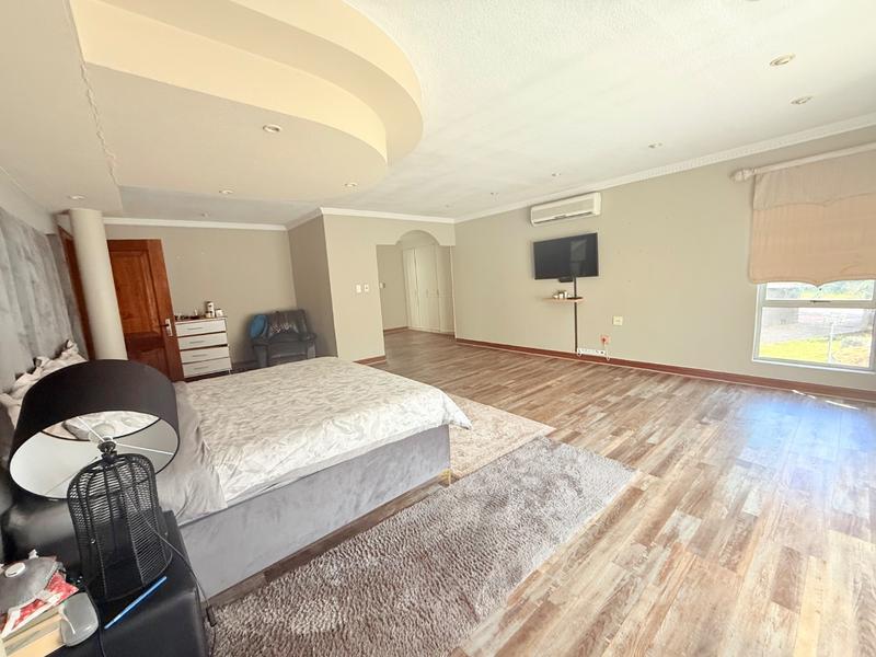 5 Bedroom Property for Sale in Vanderbijlpark SW 5 Gauteng