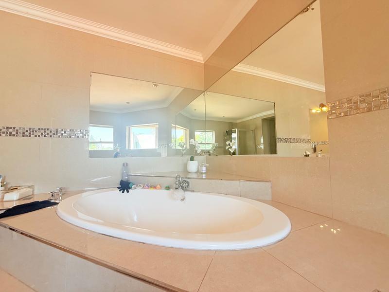 5 Bedroom Property for Sale in Vanderbijlpark SW 5 Gauteng