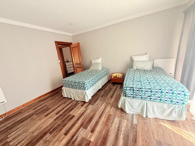 5 Bedroom Property for Sale in Vanderbijlpark SW 5 Gauteng