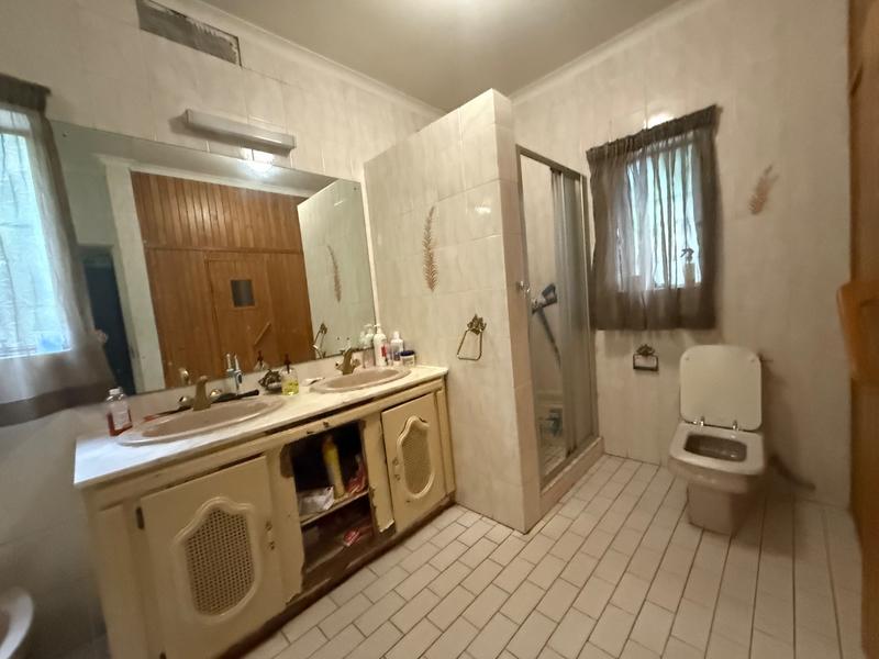 3 Bedroom Property for Sale in Vanderbijlpark SW 5 Gauteng