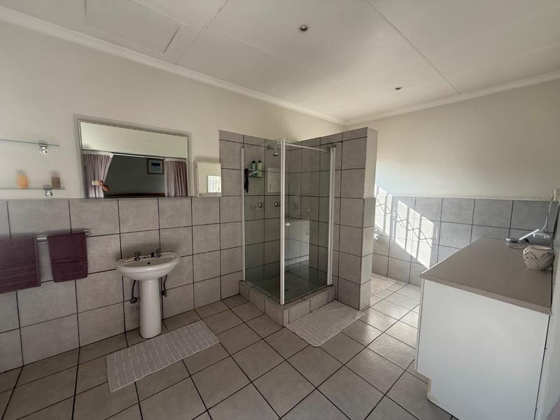 3 Bedroom Property for Sale in Vanderbijlpark SW 5 Gauteng