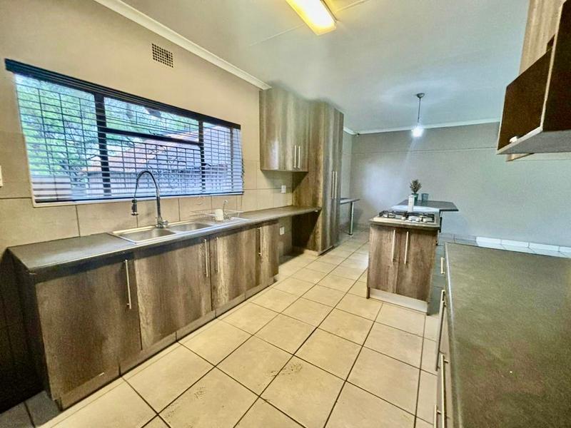 3 Bedroom Property for Sale in Vanderbijlpark SW 5 Gauteng