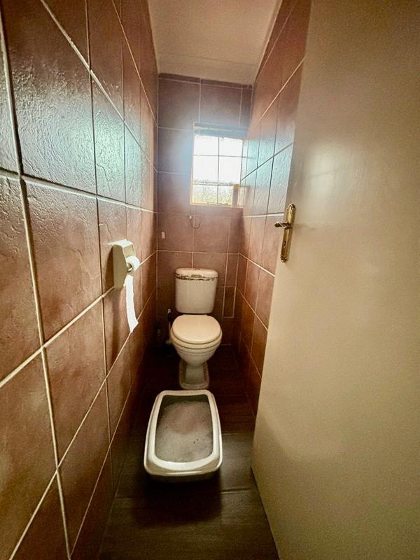 3 Bedroom Property for Sale in Vanderbijlpark SW 5 Gauteng