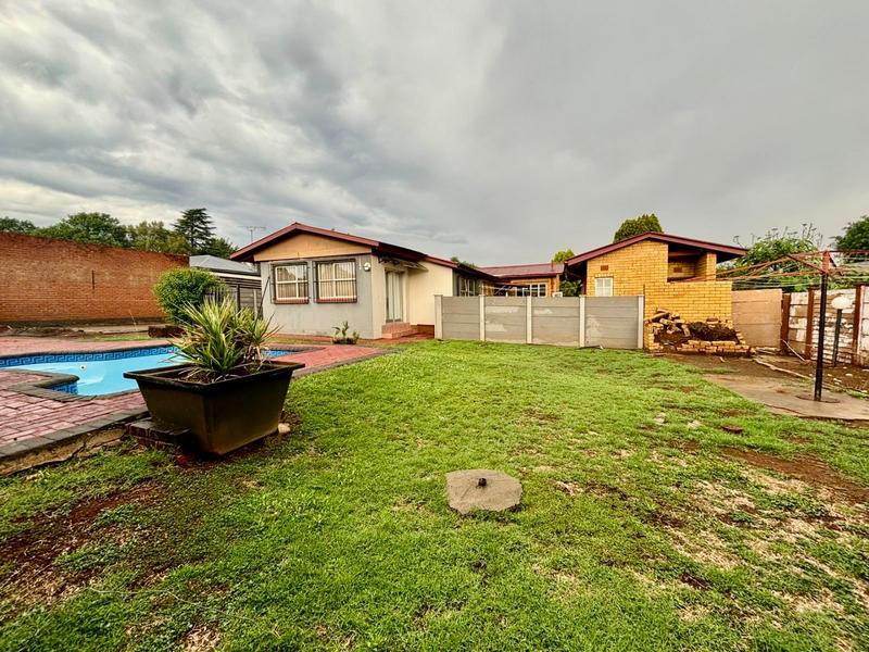 3 Bedroom Property for Sale in Vanderbijlpark SW 5 Gauteng
