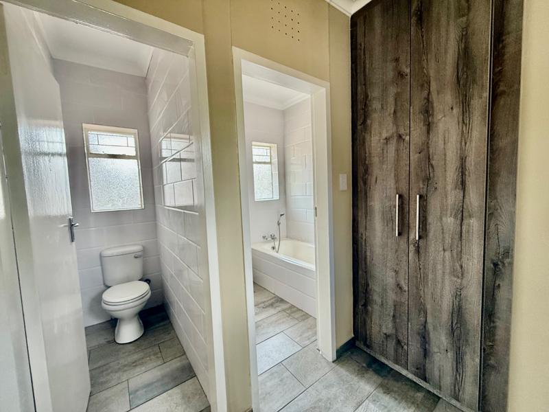 3 Bedroom Property for Sale in Vanderbijlpark SW 5 Gauteng