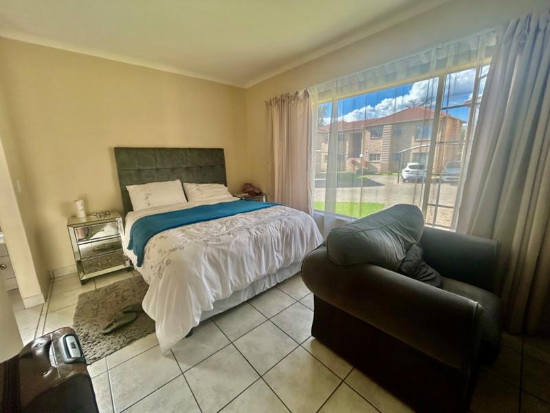 2 Bedroom Property for Sale in Vanderbijlpark SW 5 Gauteng