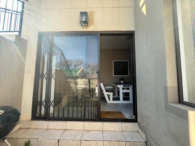 To Let 2 Bedroom Property for Rent in Goedeburg Gauteng