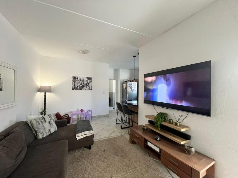 To Let 2 Bedroom Property for Rent in Goedeburg Gauteng
