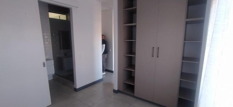 To Let 1 Bedroom Property for Rent in Craighall Gauteng