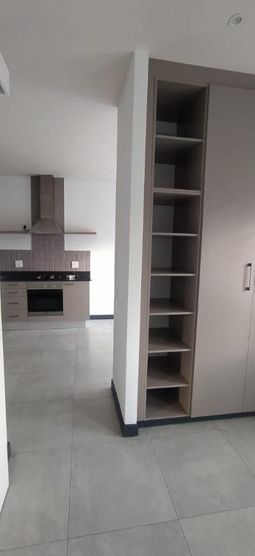 To Let 1 Bedroom Property for Rent in Craighall Gauteng