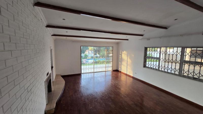 To Let 4 Bedroom Property for Rent in Kew Gauteng
