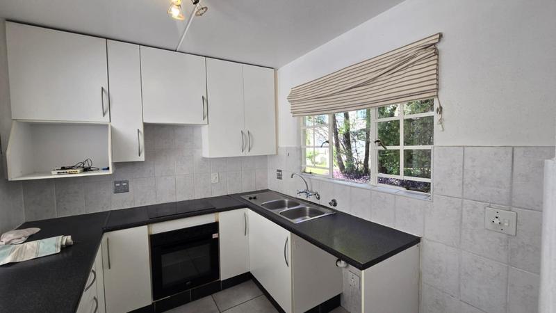 To Let 3 Bedroom Property for Rent in Lonehill Gauteng