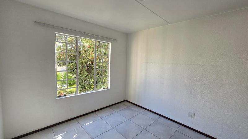 To Let 3 Bedroom Property for Rent in Lonehill Gauteng