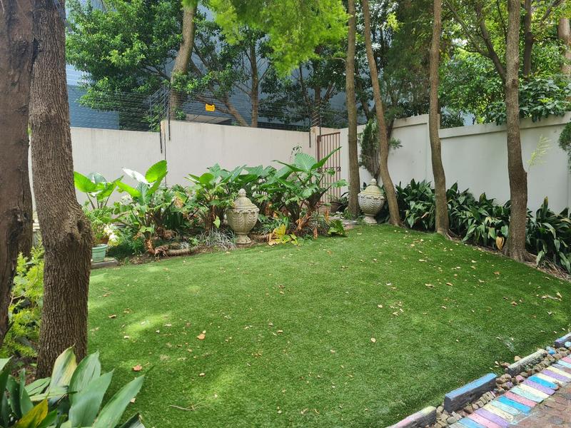 To Let 2 Bedroom Property for Rent in Morningside Gauteng