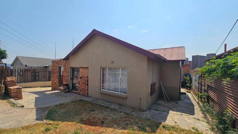3 Bedroom Property for Sale in Hurst Hill Gauteng