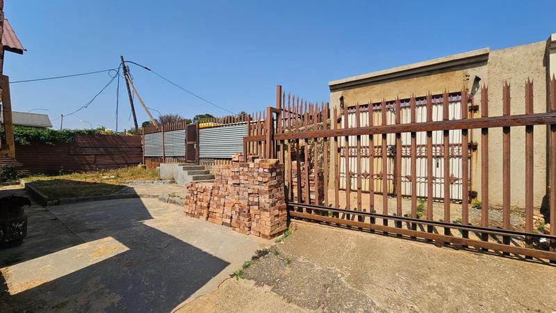 3 Bedroom Property for Sale in Hurst Hill Gauteng