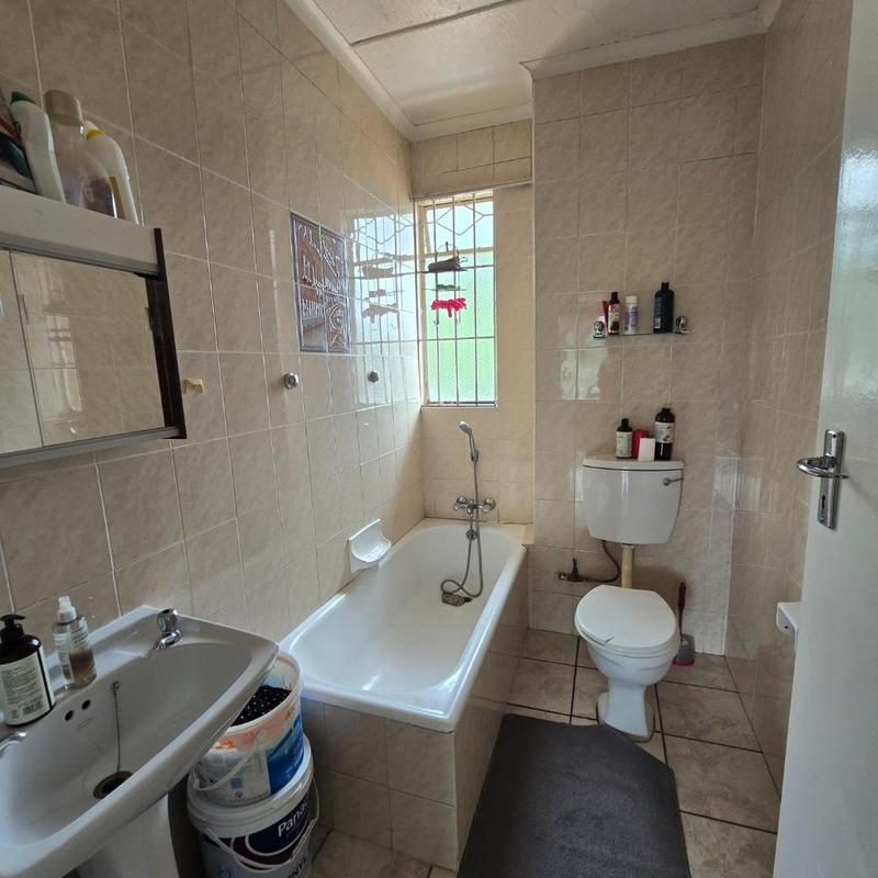 2 Bedroom Property for Sale in Lyndhurst Gauteng