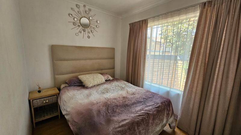 2 Bedroom Property for Sale in Wilgeheuwel Gauteng