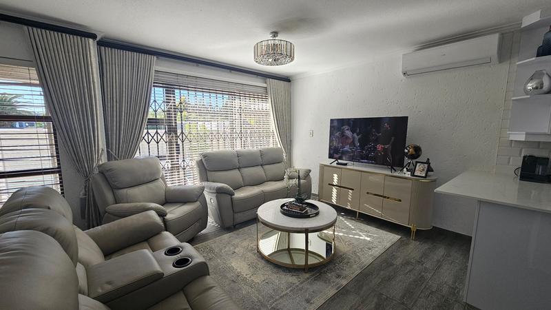 2 Bedroom Property for Sale in Morningside Gauteng