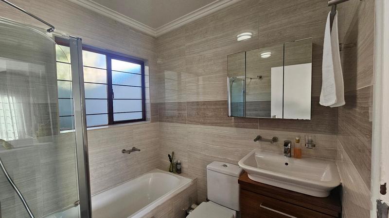 2 Bedroom Property for Sale in Morningside Gauteng