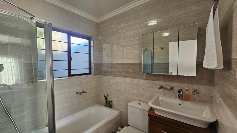 2 Bedroom Property for Sale in Morningside Gauteng