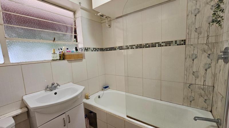 1 Bedroom Property for Sale in Parkmore Gauteng