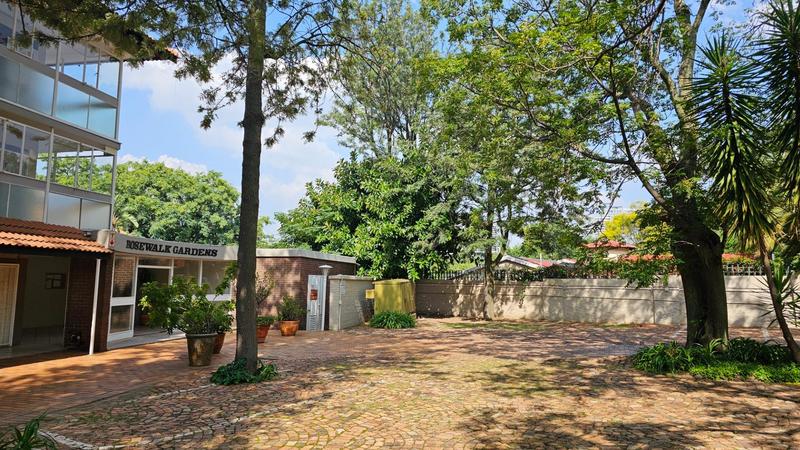 1 Bedroom Property for Sale in Parkmore Gauteng