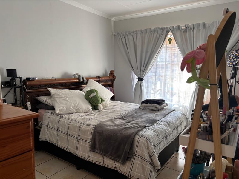 2 Bedroom Property for Sale in Lyttelton Gauteng