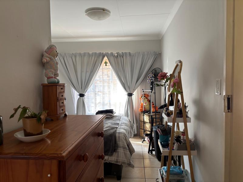2 Bedroom Property for Sale in Lyttelton Gauteng