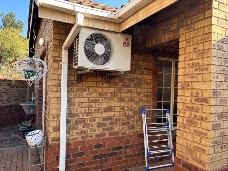 2 Bedroom Property for Sale in Lyttelton Gauteng