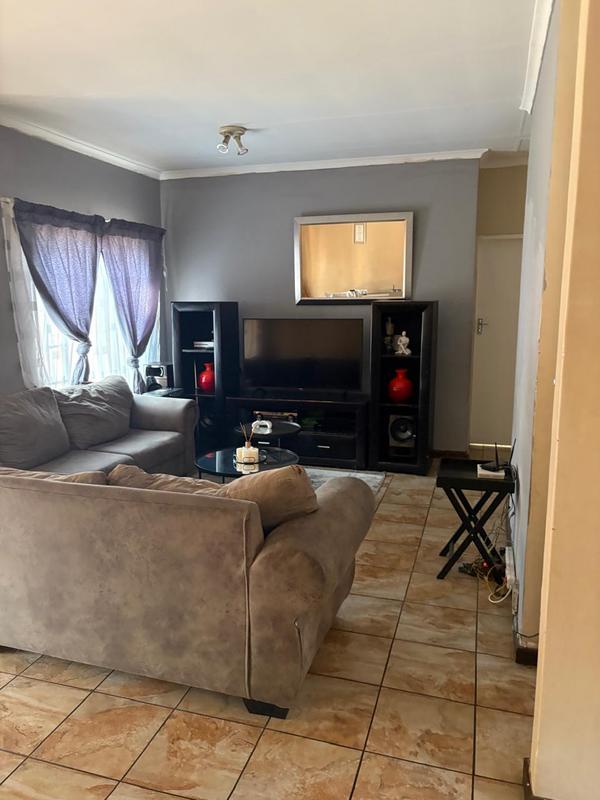 To Let 3 Bedroom Property for Rent in Mooikloof Gauteng