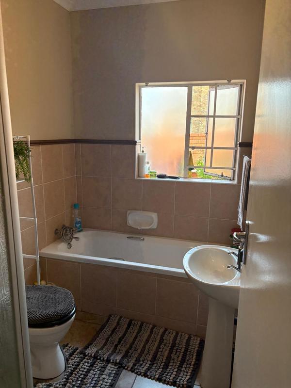 To Let 3 Bedroom Property for Rent in Mooikloof Gauteng