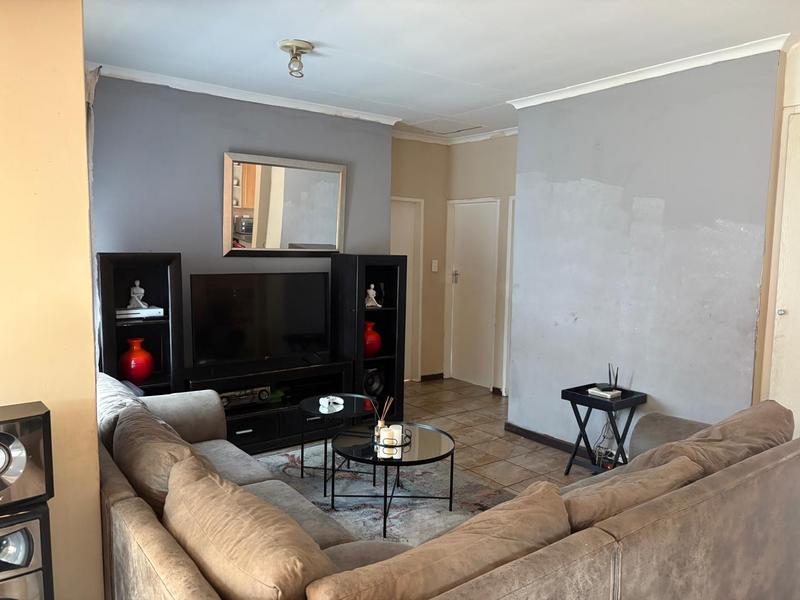 To Let 3 Bedroom Property for Rent in Mooikloof Gauteng