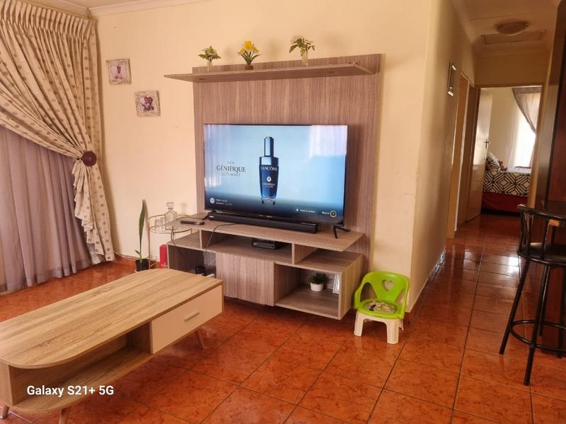 3 Bedroom Property for Sale in Soshanguve VV Gauteng