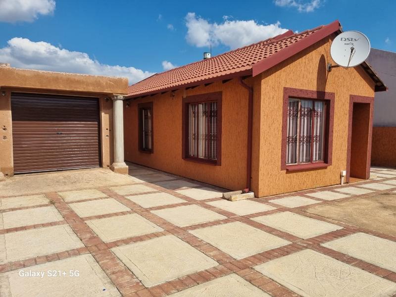 3 Bedroom Property for Sale in Soshanguve VV Gauteng